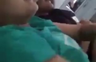 Samantha gola suši u kadi kosa kosa kosa