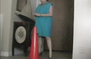 Student koji se bavi masturbacijom nakon joge