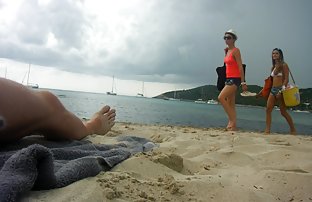 Ljepotica Betty poprskala na dude i dao u